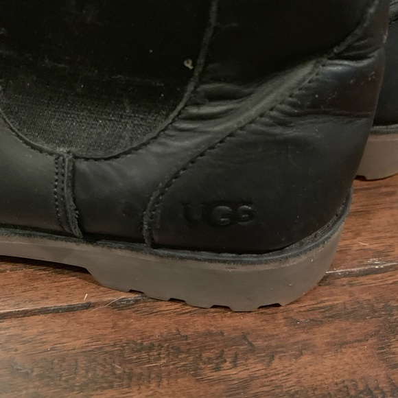 UGG low-cut boots - Picture 7 of 8